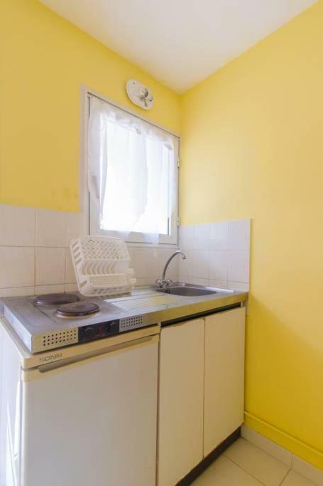 Appartement Superbe Studio avec Jacuzzi Privé à Sainte-Anne Extérieur photo